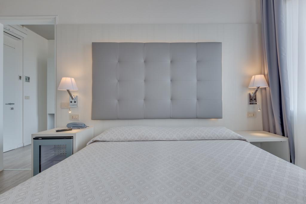 Hotel Garni' Serena Caorle Ngoại thất bức ảnh