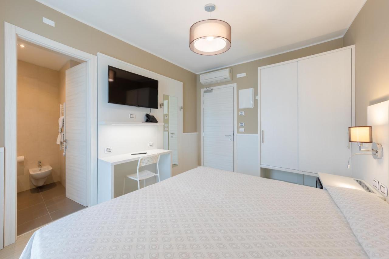 Hotel Garni' Serena Caorle Ngoại thất bức ảnh