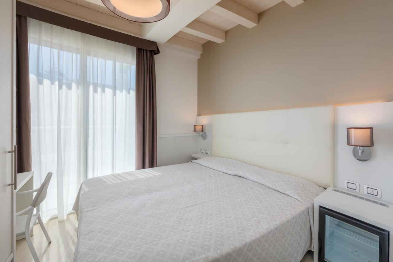 Hotel Garni' Serena Caorle Ngoại thất bức ảnh